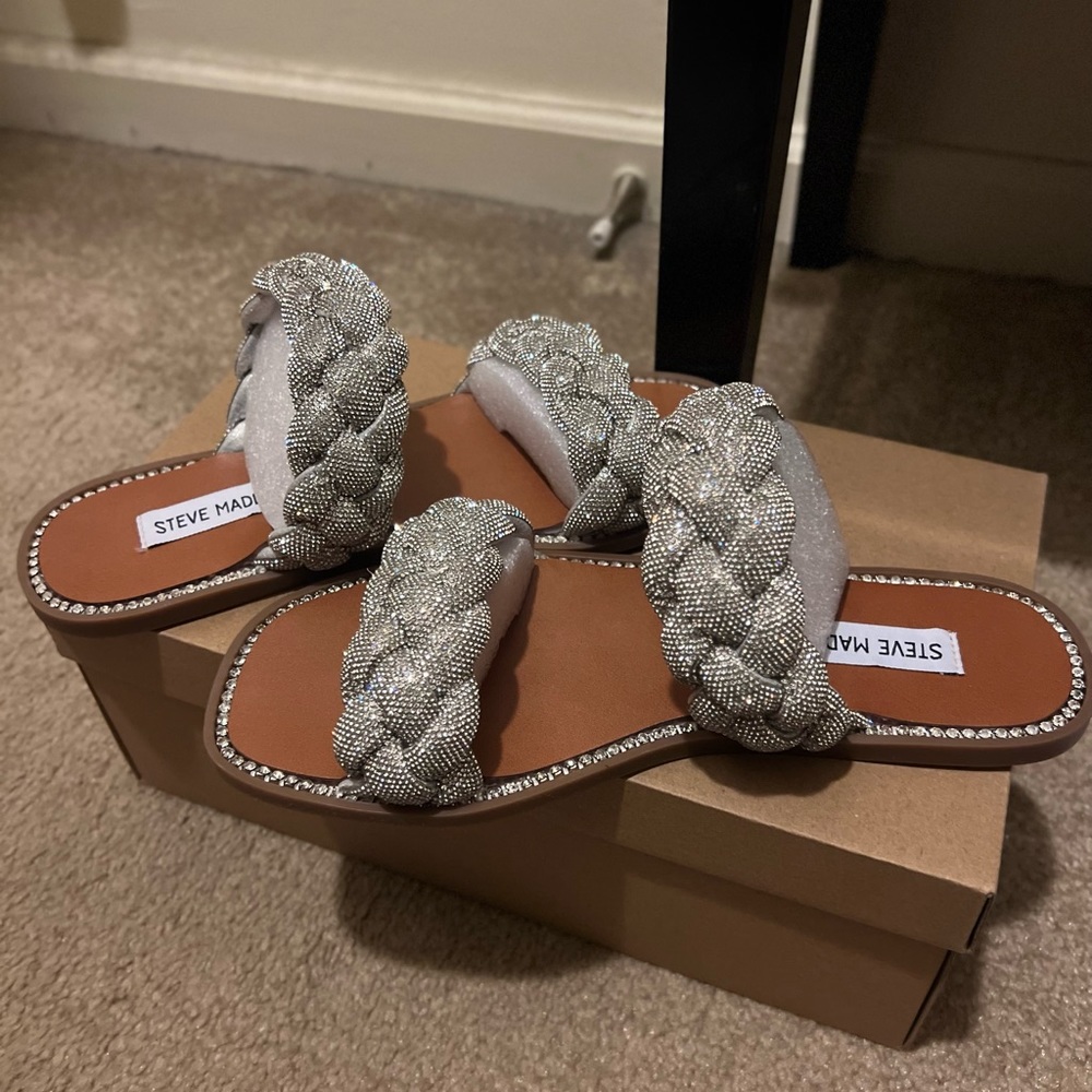 Steve Madden Women’s Newbie Flat Braided Sandal 8.5 NWT NIB Rhinestone